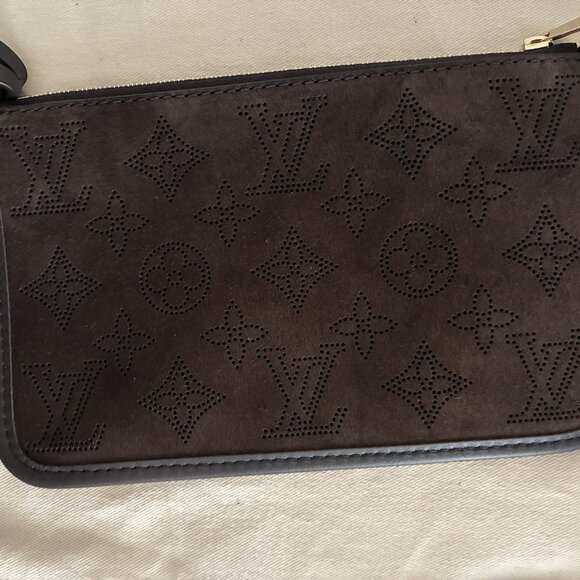 Louis Vuitton Mahina Carryall PM Dark Brown Suede-AUTHENTIC - Picture 10 of 16